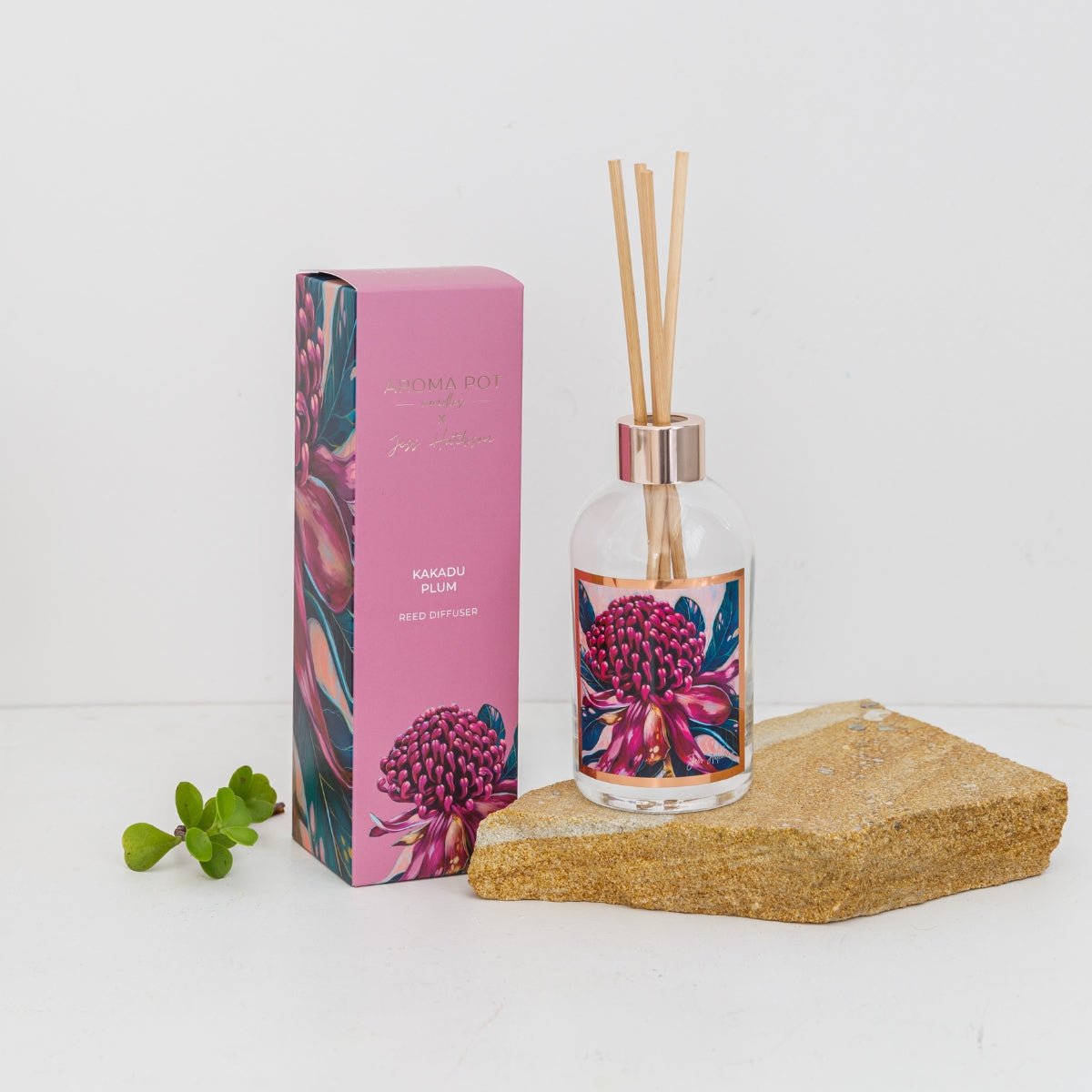 50+Hrs Soy Candle &amp; 200ml Reed Diffuser - Kakadu Plum - Oldboy&