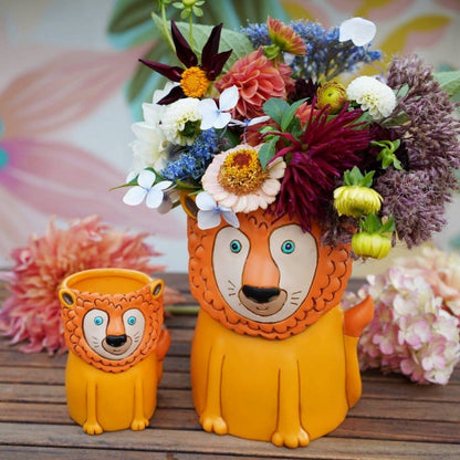 Lion Planter | Hand - Painted Polyresin Animal Planter with Drainage - Oldboy&